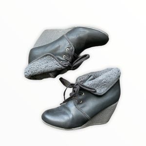 H&M Wedge Lace Up Booties Black Size 38.